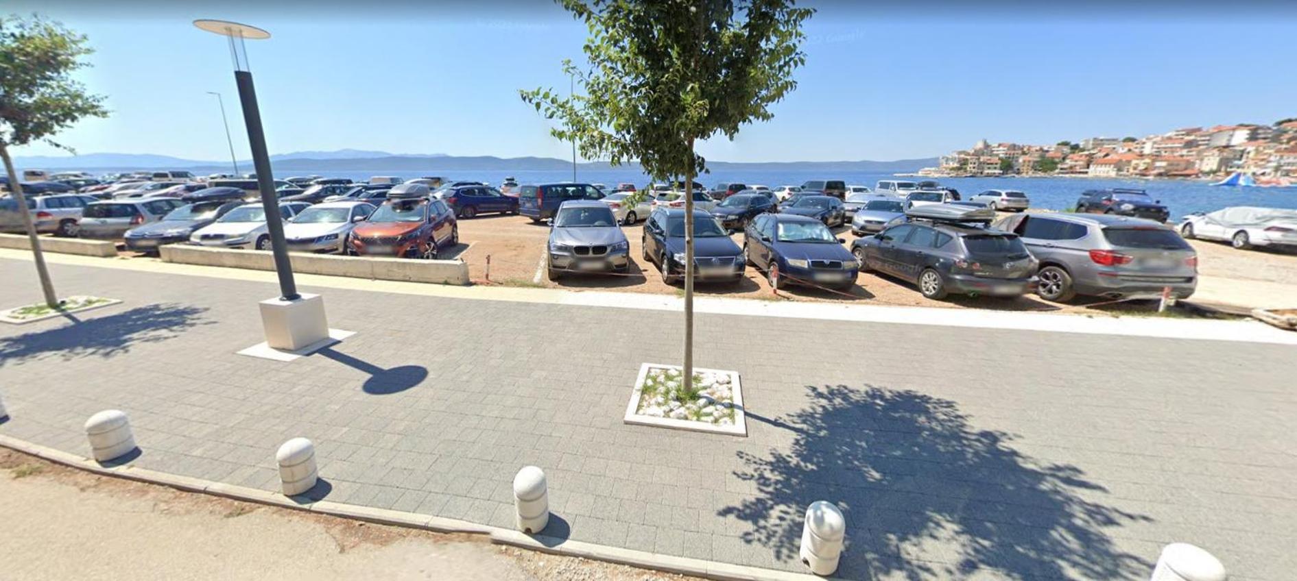Apartments Turan Centrally Located With Free Parking Игране Экстерьер фото